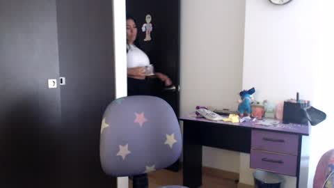 Snapshot of gaby_bluexx chatting on July 10, 7:49 pm Gaby Blue online show from July 10, 7:49 pm