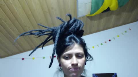 Snapshot of gaby_cute_16 chatting on September 9, 11:26 pm Gaby cute 16 online show from September 9, 11:26 pm