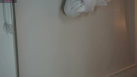 Gaby evansz online show from April 22, 9:22 am