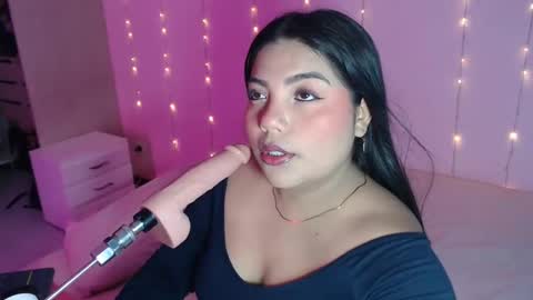Snapshot of gaby_hot25 chatting on December 20, 10:38 am gaby online show from December 20, 10:38 am