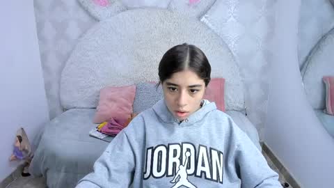 Gaby online show from April 3, 7:01 pm