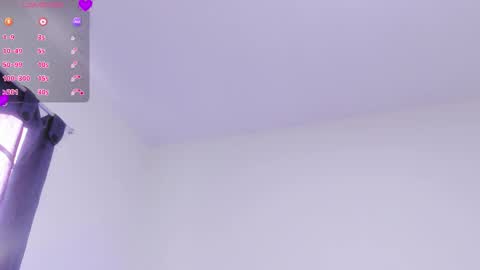 Snapshot of gaby_olsen chatting on October 14, 9:48 pm Gabriela online show from October 14, 9:48 pm