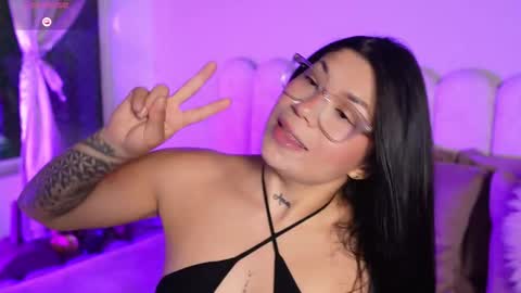 Aleja  online show from December 20, 11:28 am