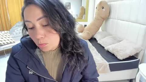 gabriela online show from November 19, 1:22 pm