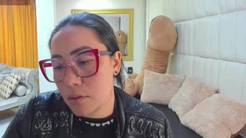 gabriela online show from March 3, 3:40 pm