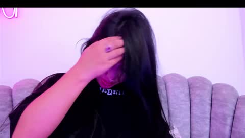 Snapshot of gabydesire chatting on January 29, 12:33 am GABY DESIRE online show from January 29, 12:33 am