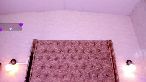 Snapshot of gabydesire chatting on February 19, 3:28 am GABY DESIRE online show from February 19, 3:28 am