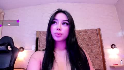 Snapshot of gabydesire chatting on February 23, 1:24 am GABY DESIRE online show from February 23, 1:24 am