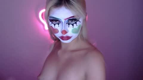 gabygumms online show from April 12, 12:43 pm