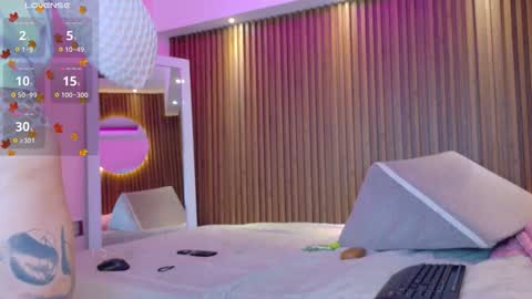 gabyrose9 online show from November 28, 11:46 am