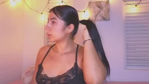 Snapshot of gabyttaylor chatting on June 23, 7:12 pm GABYTAYLOR online show from June 23, 7:12 pm