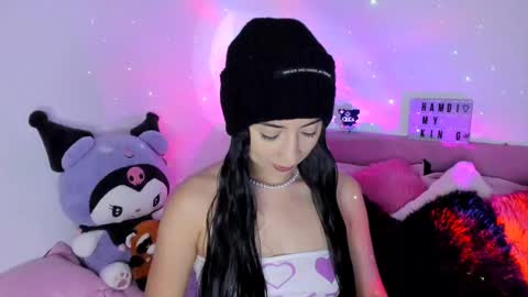 Snapshot of gabyye_capprins chatting on February 16, 7:16 pm gabyye capprins online show from February 16, 7:16 pm