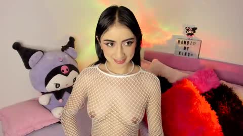 Snapshot of gabyye_capprins chatting on February 21, 12:27 am gabyye capprins online show from February 21, 12:27 am