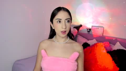 Snapshot of gabyye_capprins chatting on February 22, 7:03 pm gabyye capprins online show from February 22, 7:03 pm