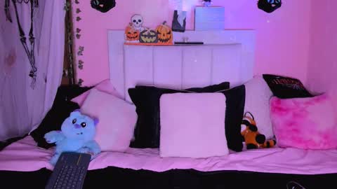 Snapshot of gabyye_capprins chatting on October 25, 12:29 am gabyye capprins online show from October 25, 12:29 am