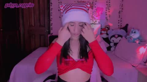Snapshot of gabyye_capprins chatting on December 14, 12:05 am gabyye capprins online show from December 14, 12:05 am