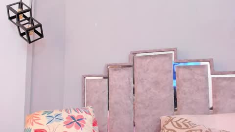 gabyyjones online show from February 16, 11:38 am