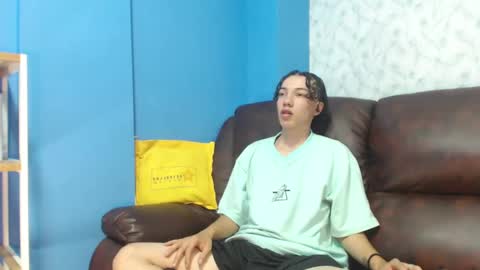 Snapshot of gadiel_sex chatting on February 6, 3:20 pm gadiel_sex online show from February 6, 3:20 pm