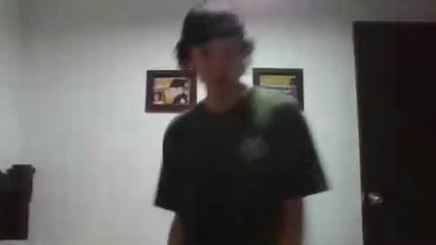 Snapshot of gadiel_sex chatting on March 1, 9:48 pm gadiel_sex online show from March 1, 9:48 pm