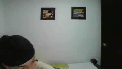 Snapshot of gadiel_sex chatting on March 9, 2:32 pm gadiel_sex online show from March 9, 2:32 pm