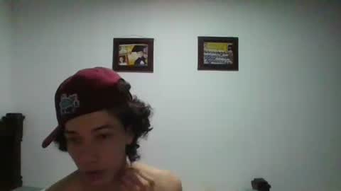 Snapshot of gadiel_sex chatting on March 11, 12:11 am gadiel_sex online show from March 11, 12:11 am