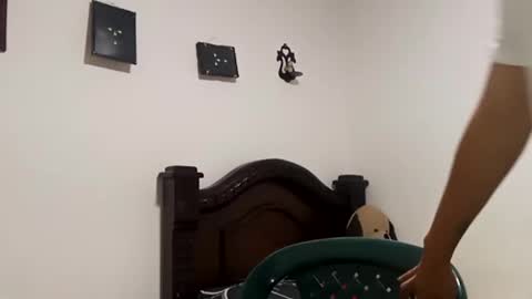 Snapshot of gadiel_sex chatting on October 20, 7:58 pm gadiel_sex online show from October 20, 7:58 pm