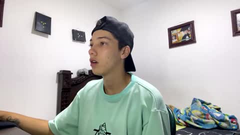 Snapshot of gadiel_sex chatting on October 25, 11:21 pm gadiel_sex online show from October 25, 11:21 pm