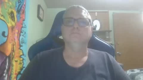 Snapshot of gadude45 chatting on December 17, 1:00 am gadude45 online show from December 17, 1:00 am