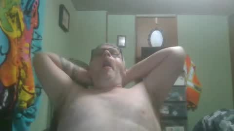 Snapshot of gadude45 chatting on March 6, 4:20 am gadude45 online show from March 6, 4:20 am