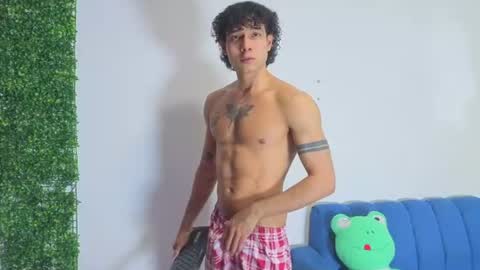 Snapshot of gael_david chatting on July 14, 7:02 am Gael online show from July 14, 7:02 am