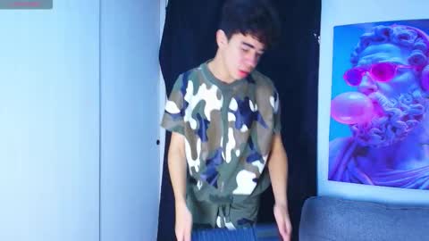 Gael Moon online show from March 2, 4:03 am