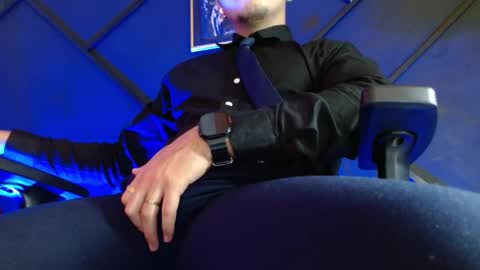 Snapshot of gael_williams3 chatting on February 18, 9:53 pm gael_williams3 online show from February 18, 9:53 pm