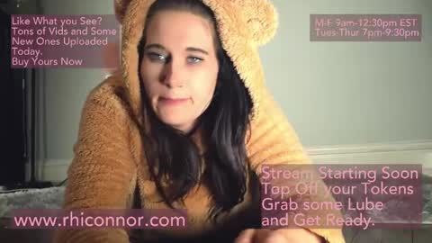 Snapshot of gagngush chatting on May 16, 5:59 am Rhi Connor online show from May 16, 5:59 am