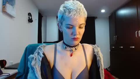 Gaia Plath online show from March 13, 1:23 am