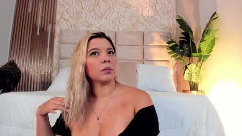 gaia_stonne online show from February 7, 12:53 pm