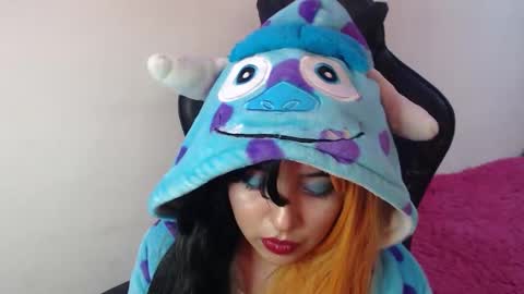 Kate 3 online show from November 28, 8:55 pm