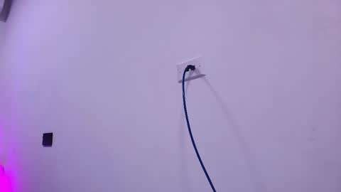 galaanderson online show from December 3, 11:41 am