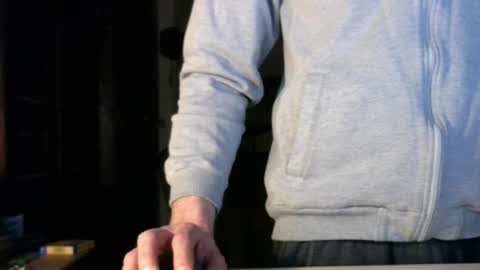 galadriel869 online show from April 4, 9:12 pm