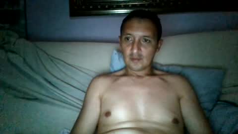 Snapshot of galanteescucha1712 chatting on June 28, 11:11 pm galante online show from June 28, 11:11 pm