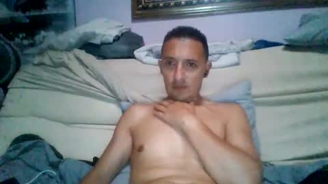 Snapshot of galanteescucha1712 chatting on July 29, 10:19 pm galante online show from July 29, 10:19 pm