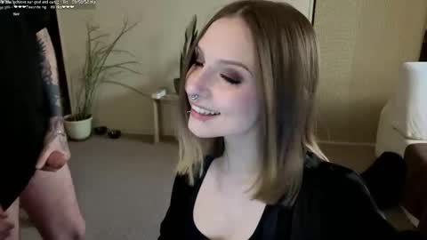 Snapshot of gamebelka chatting on April 11, 1:48 pm PayPlay online show from April 11, 1:48 pm
