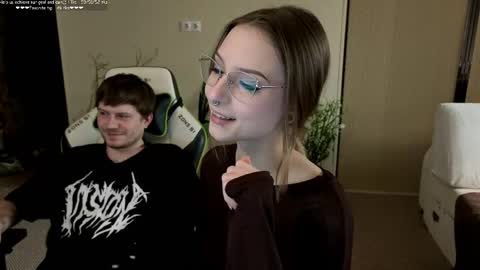 Snapshot of gamebelka chatting on April 14, 12:44 pm PayPlay online show from April 14, 12:44 pm