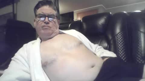 Snapshot of gameon1969 chatting on February 8, 9:13 am gameon1969 online show from February 8, 9:13 am