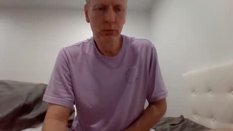 gamerboy200 online show from January 19, 7:15 am