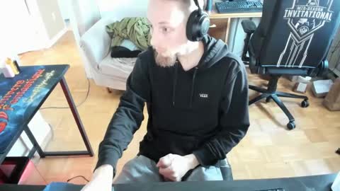 GamingPleasure online show from January 14, 4:18 pm