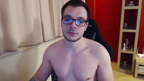 GangstaLover online show from December 17, 5:18 am