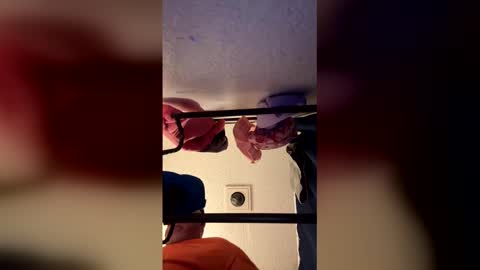 Snapshot of garbear1275 chatting on April 6, 11:44 am garbear1275 online show from April 6, 11:44 am