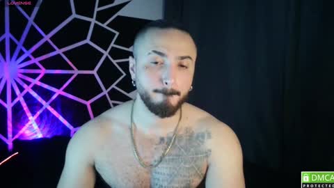 Chris  Dont forget to gift me thumb up Its very important to me and makes me happy AF  online show from December 2, 6:09 am