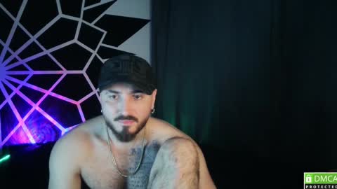 Chris  Dont forget to gift me thumb up Its very important to me and makes me happy AF  online show from December 4, 7:06 am