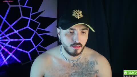 Chris  Dont forget to gift me thumb up Its very important to me and makes me happy AF  online show from January 9, 6:17 am